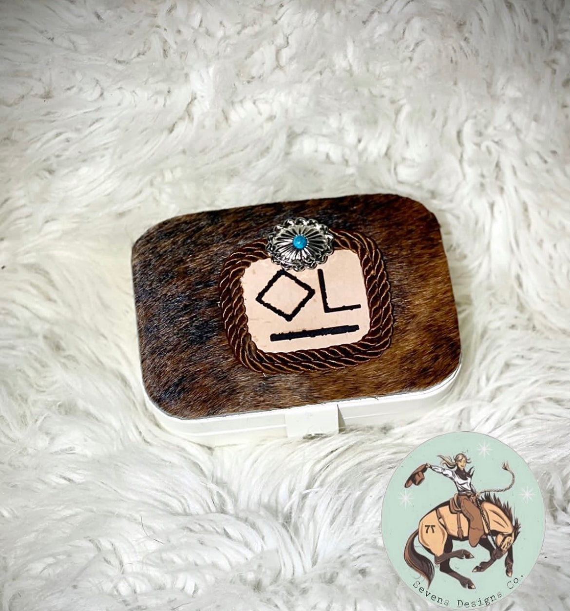 Custom Jewelry Cases